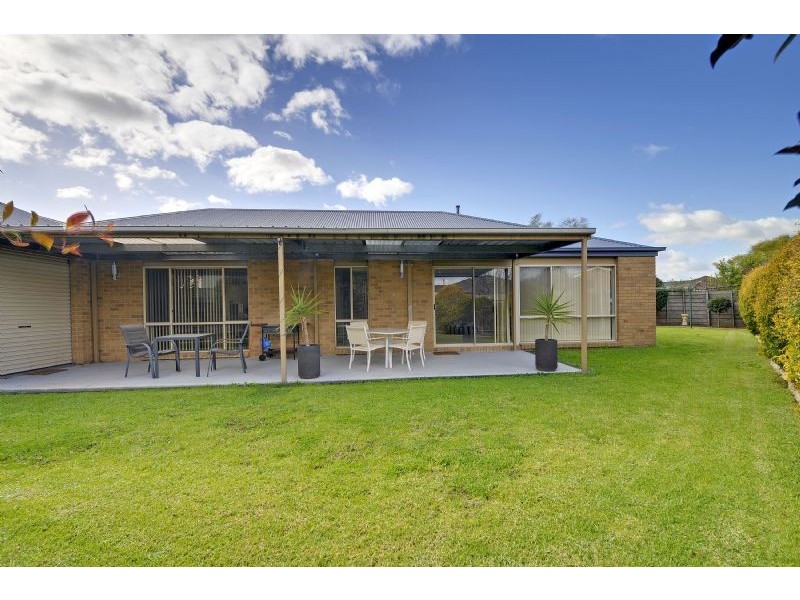 10 Barton Place, Traralgon VIC 3844