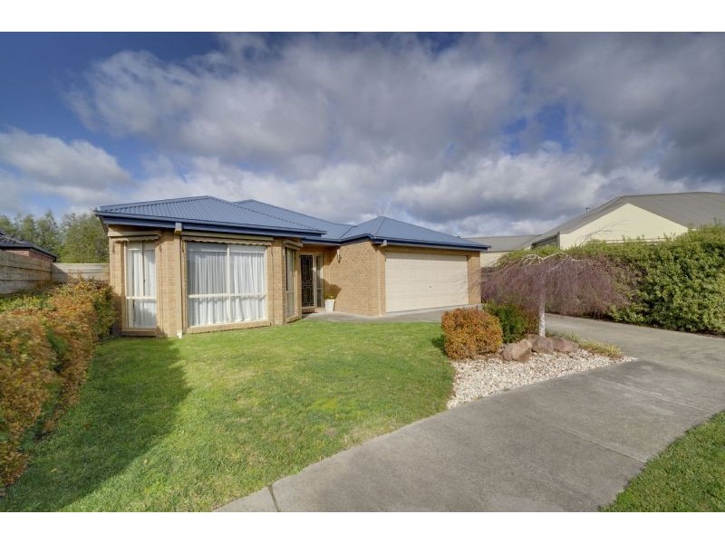 10 Barton Place, Traralgon VIC 3844