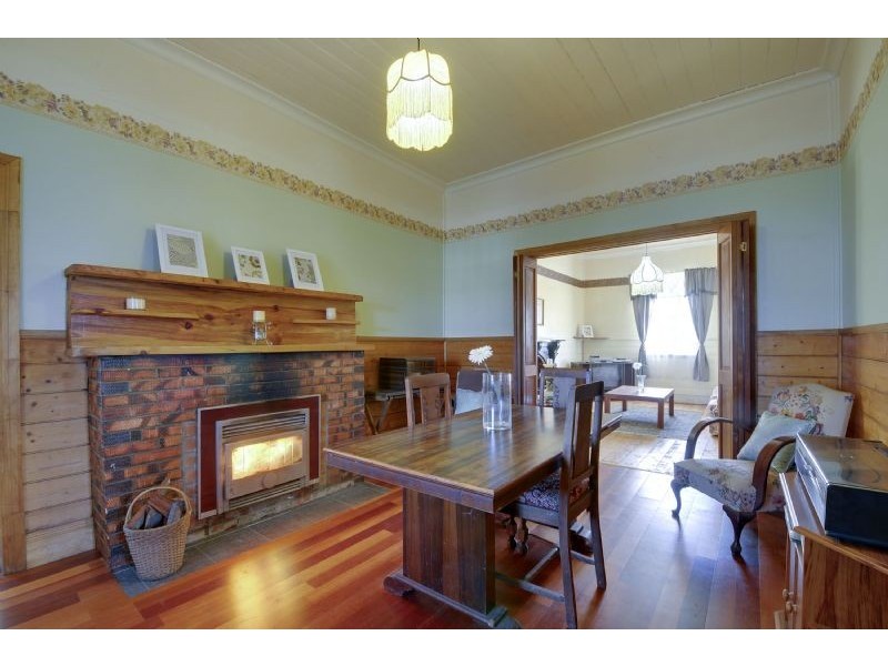 35 Raesowna Rise, Hazelwood North VIC 3840