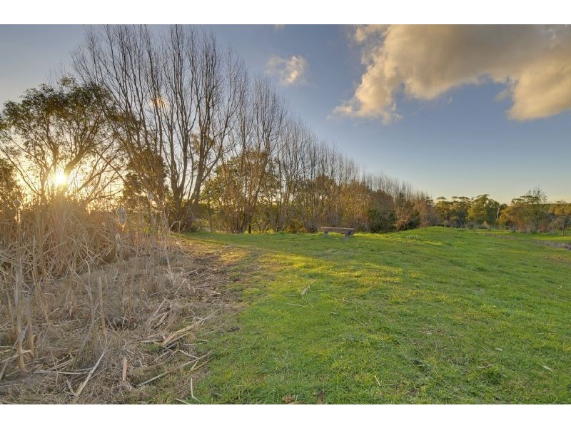 35 Raesowna Rise, Hazelwood North VIC 3840