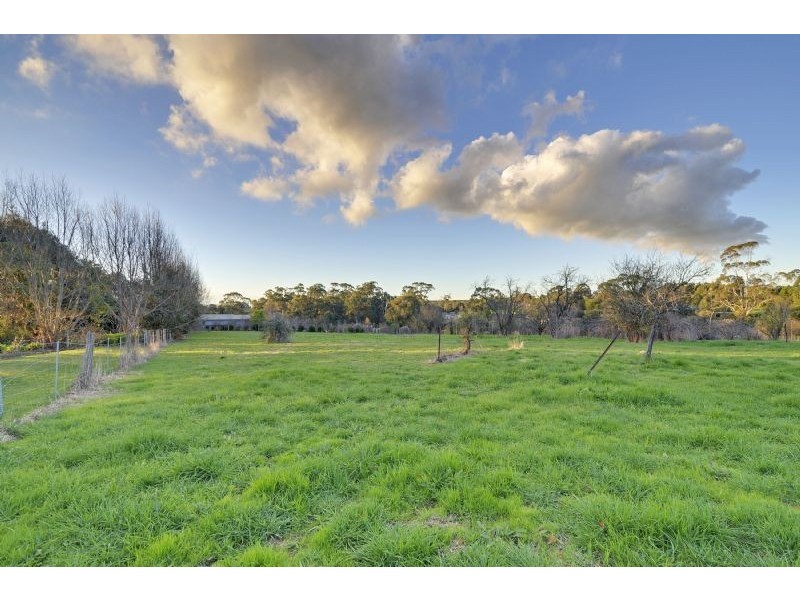 35 Raesowna Rise, Hazelwood North VIC 3840