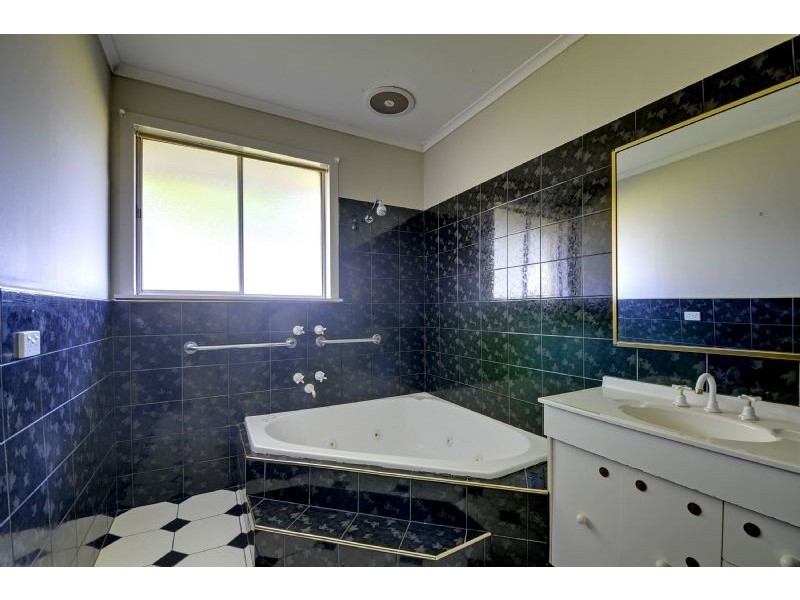 8 Grant Court, Traralgon VIC 3844