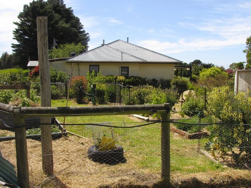 1648 Callignee South Road, Callignee VIC 3844