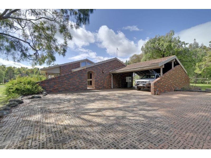 655 Hazelwood Road, Hazelwood North VIC 3840