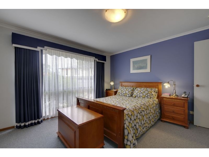 11 Rhodes Court, Glengarry VIC 3854