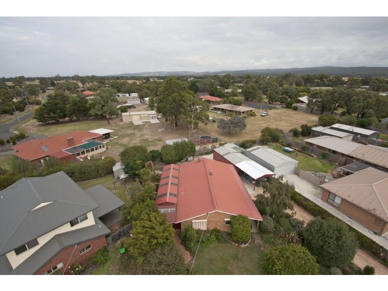 11 Rhodes Court, Glengarry VIC 3854