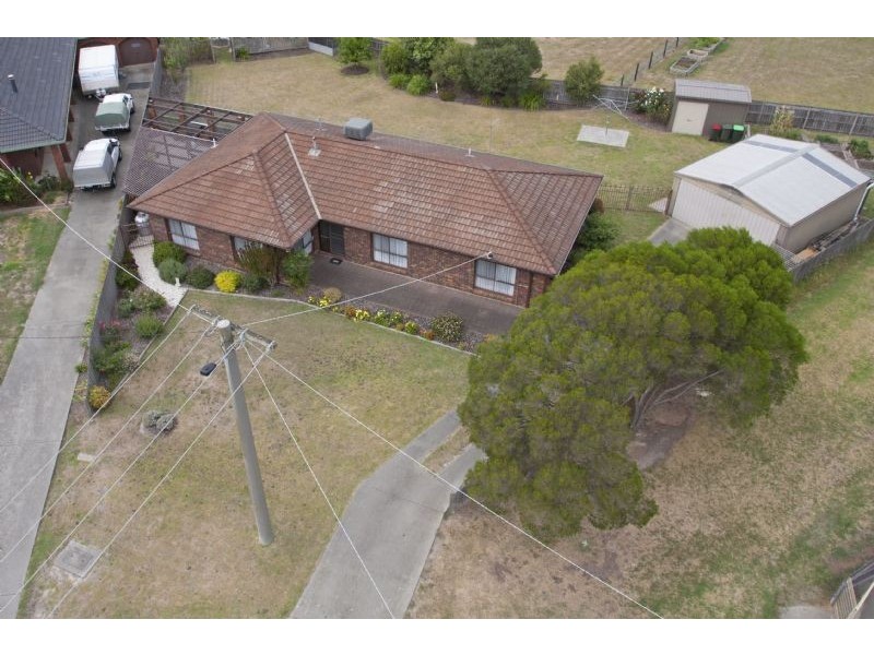 11 Rhodes Court, Glengarry VIC 3854