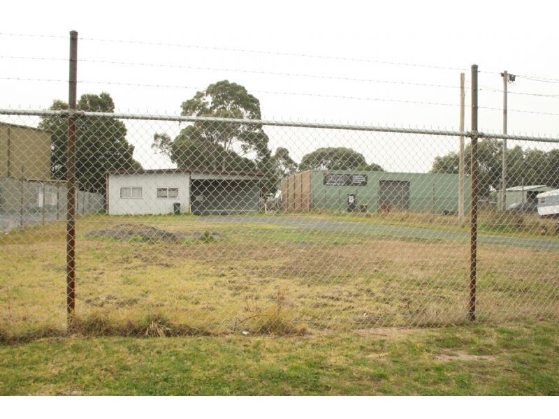 17 Chickerell Street, Morwell VIC 3840