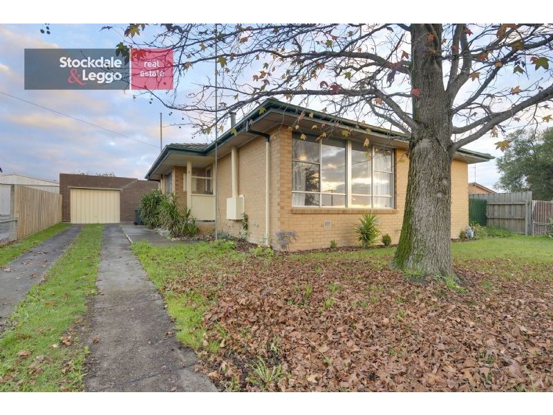 9 Cedar Court, Churchill VIC 3842