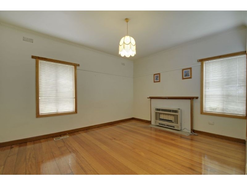 19 Ryan Avenue, Traralgon VIC 3844