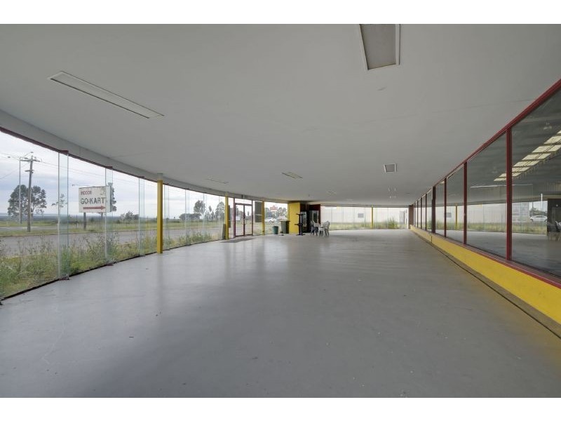 172-190 PRINCES DRIVE, Morwell VIC 3840