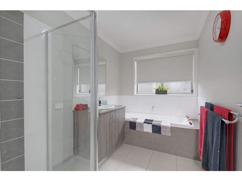 13 Greythorn Road, Traralgon VIC 3844
