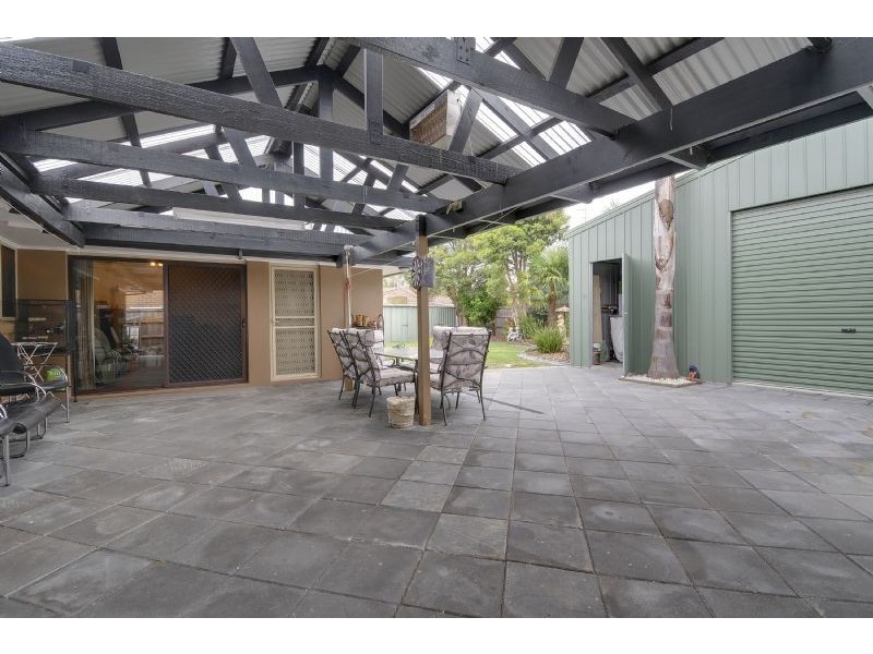 17 Wyung Drive, Morwell VIC 3840