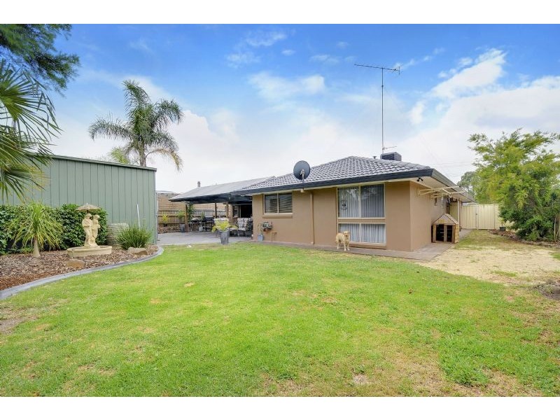 17 Wyung Drive, Morwell VIC 3840