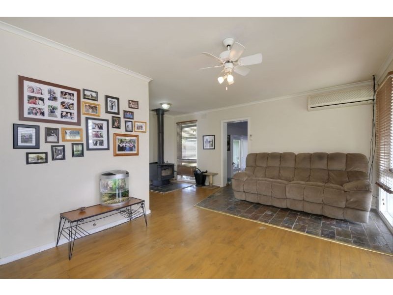 90 Traralgon Maffra Road, Glengarry VIC 3854