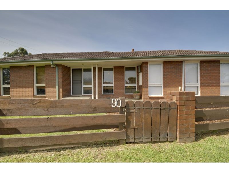 90 Traralgon Maffra Road, Glengarry VIC 3854