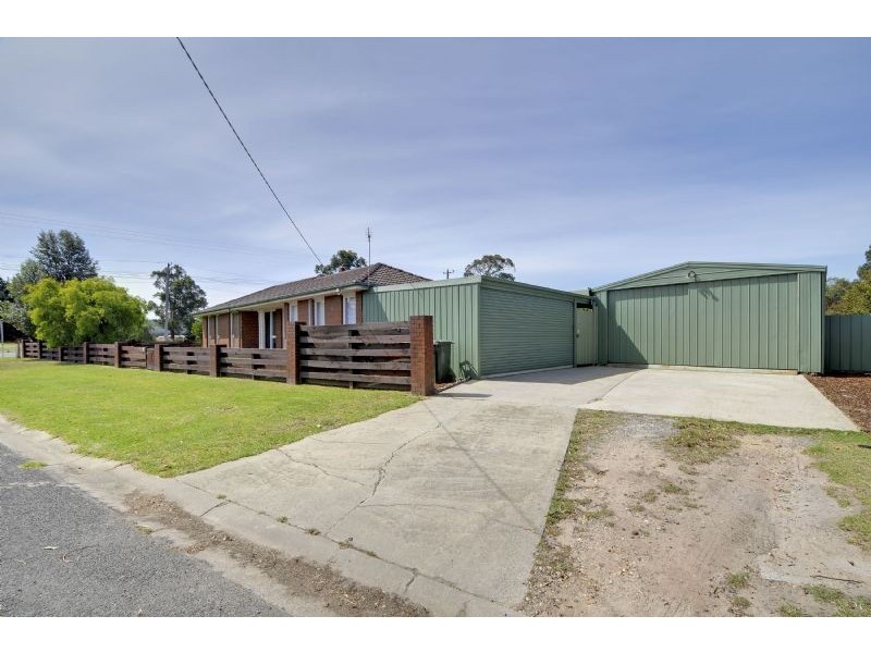 90 Traralgon Maffra Road, Glengarry VIC 3854
