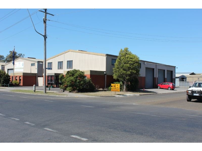 1/1-3 Chickerell Street, Morwell VIC 3840