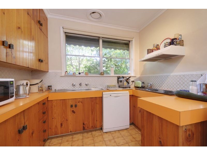 11 Ritchie Road, Churchill VIC 3842