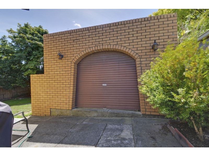 11 Ritchie Road, Churchill VIC 3842