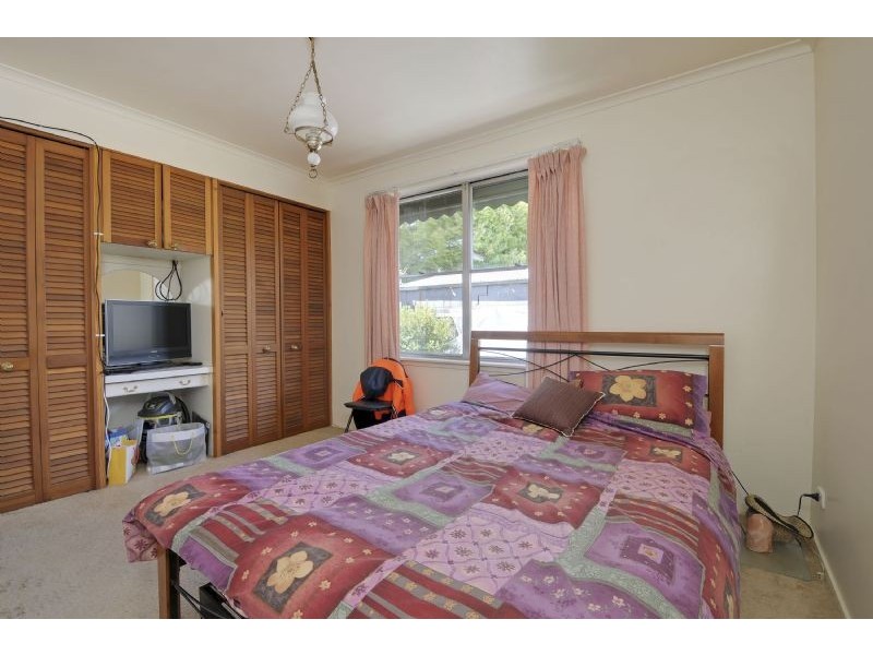 11 Ritchie Road, Churchill VIC 3842