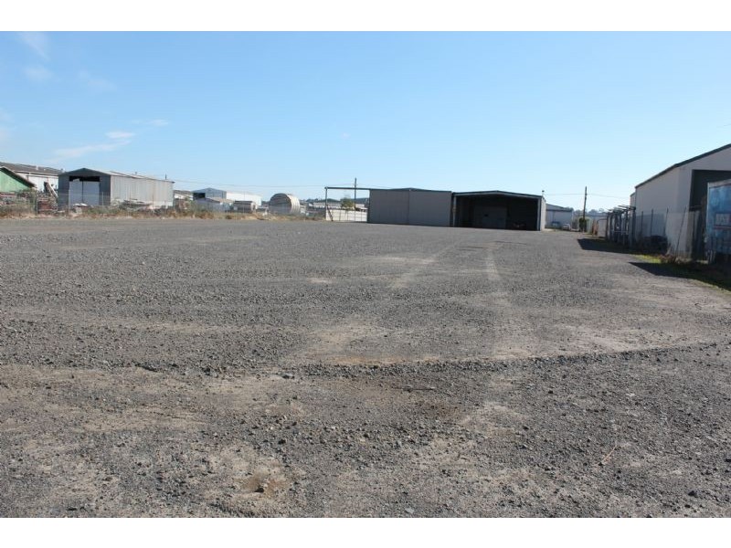 103-105 Alexander Road, Morwell VIC 3840