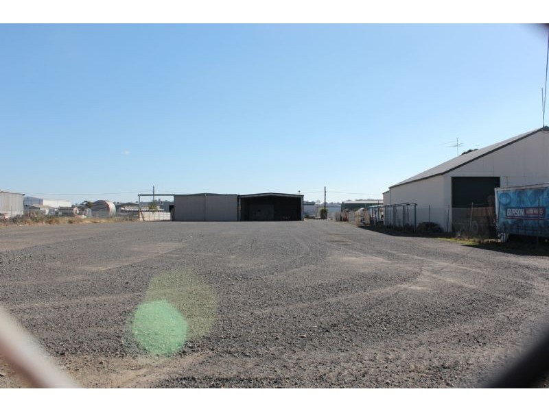 103-105 Alexander Road, Morwell VIC 3840
