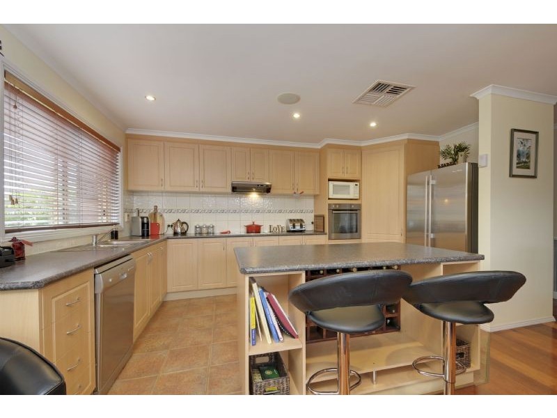 17 Durack Place, Traralgon VIC 3844