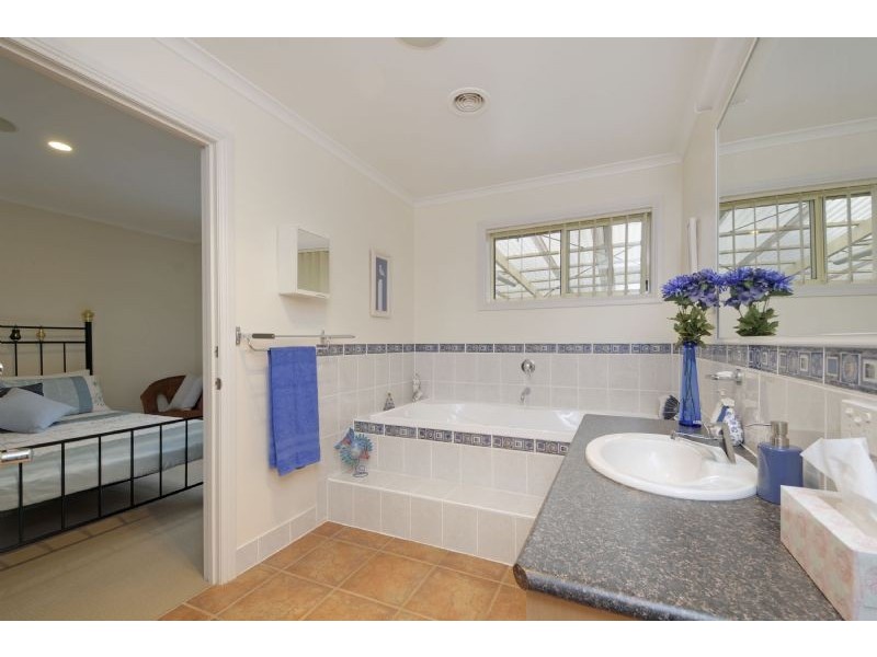 17 Durack Place, Traralgon VIC 3844