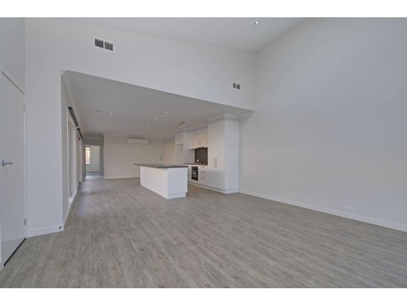 15 McNulty Drive, Traralgon VIC 3844