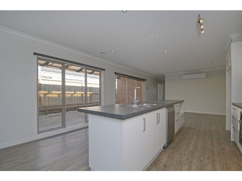 15 McNulty Drive, Traralgon VIC 3844