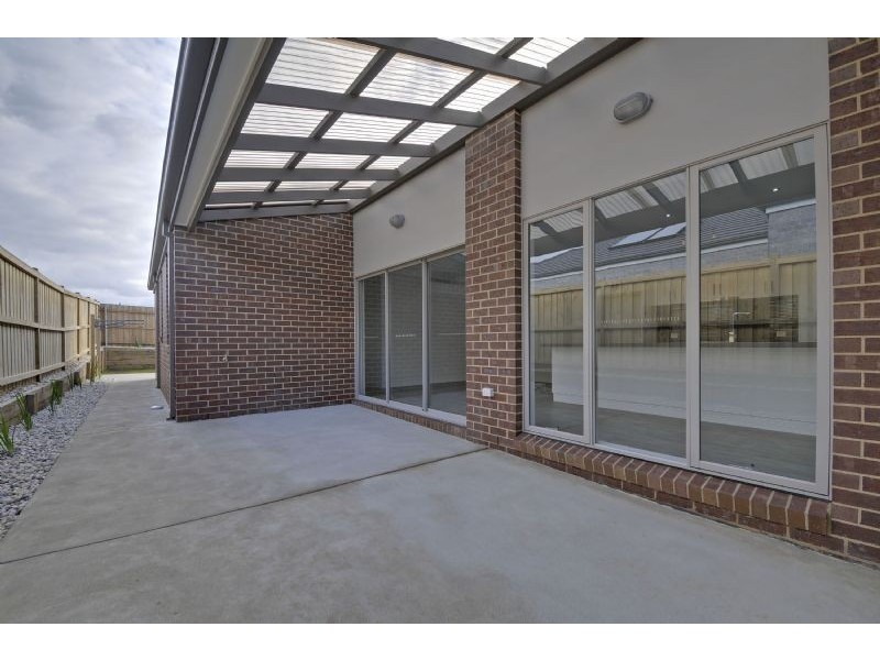 15 McNulty Drive, Traralgon VIC 3844