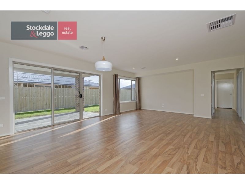 7 Cambridge Way, Traralgon VIC 3844