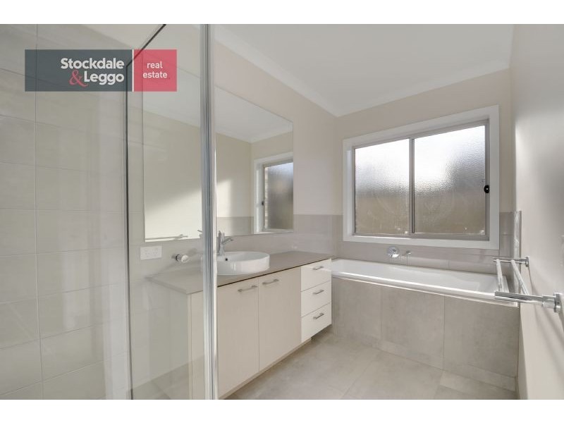 7 Cambridge Way, Traralgon VIC 3844