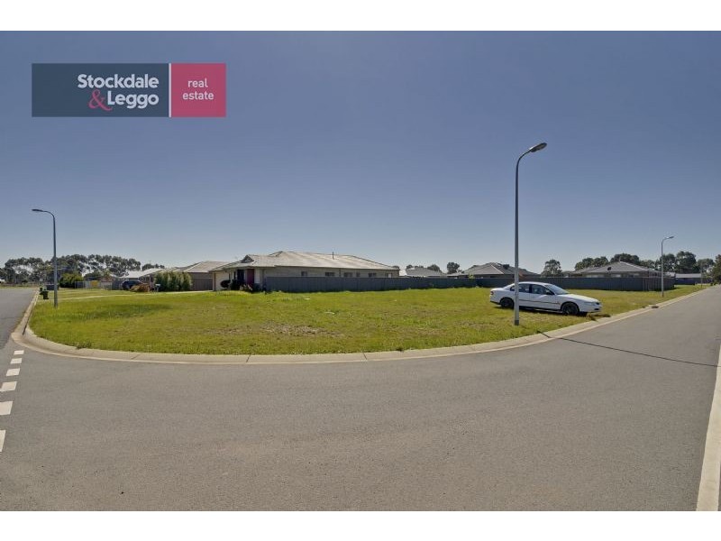 27 Moore Street, Rosedale VIC 3847
