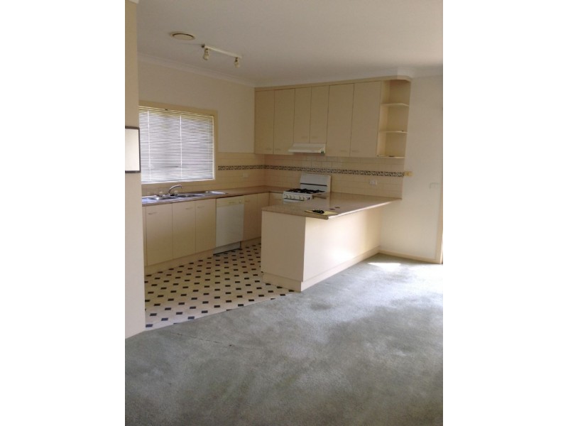 1 Chester Close, Traralgon VIC 3844