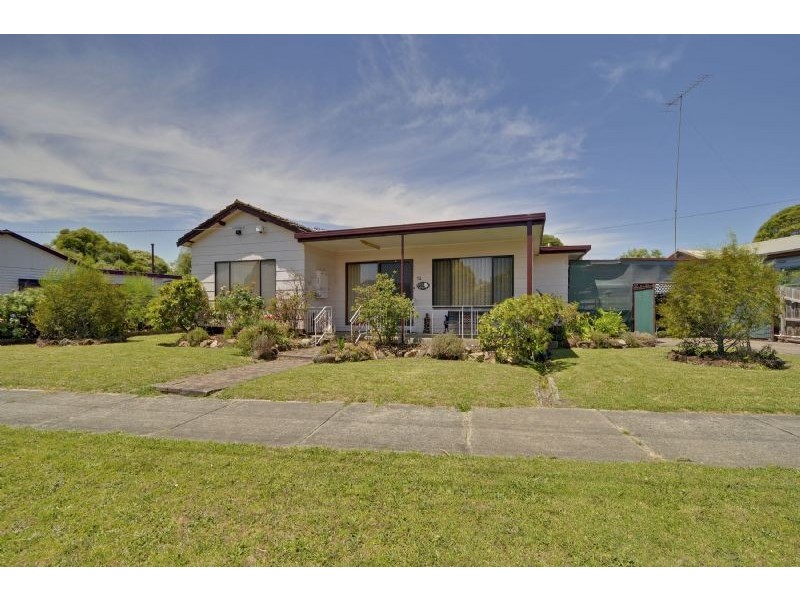 14 GILLIES CRESCENT, Traralgon VIC 3844