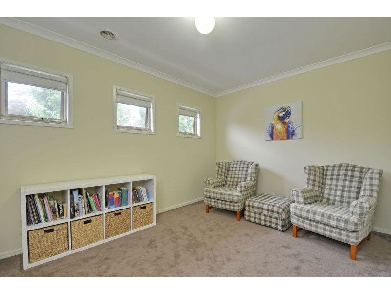 13 Crestmont Court, Traralgon VIC 3844