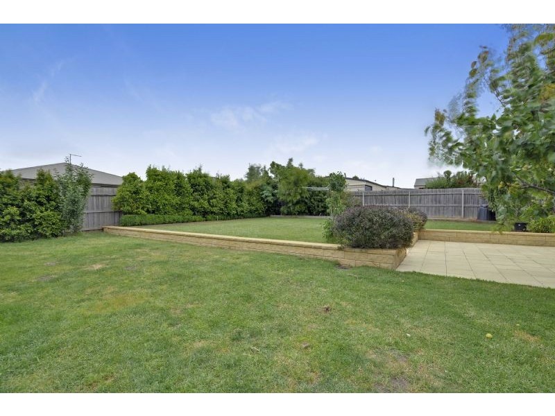 13 Crestmont Court, Traralgon VIC 3844
