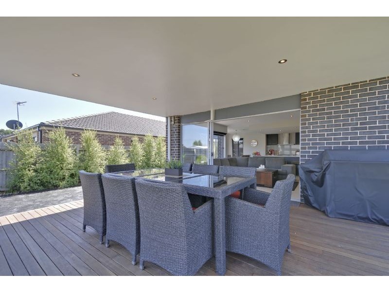 8 Wicklow Street, Traralgon VIC 3844