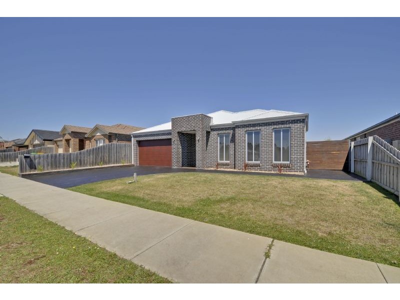8 Wicklow Street, Traralgon VIC 3844