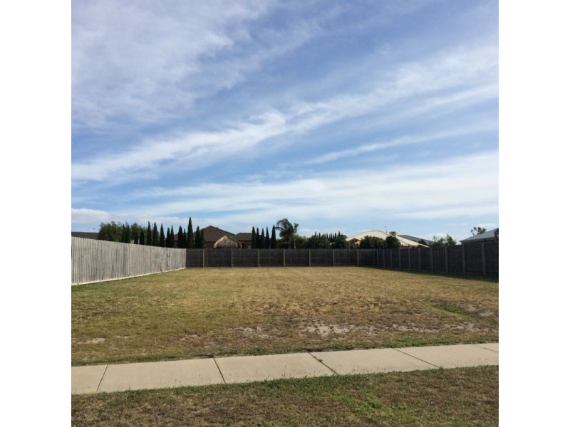 10 Dunsmuir Grove, Traralgon VIC 3844