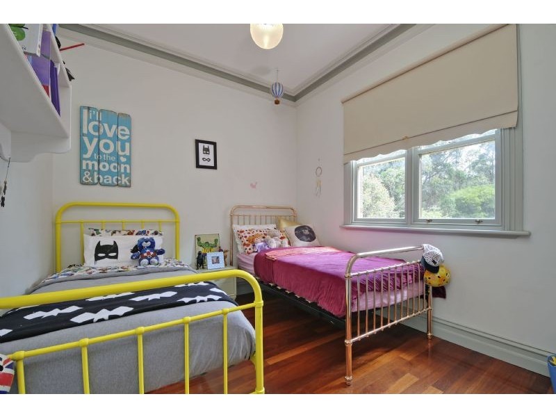 60 Tandara Drive, Glengarry VIC 3854