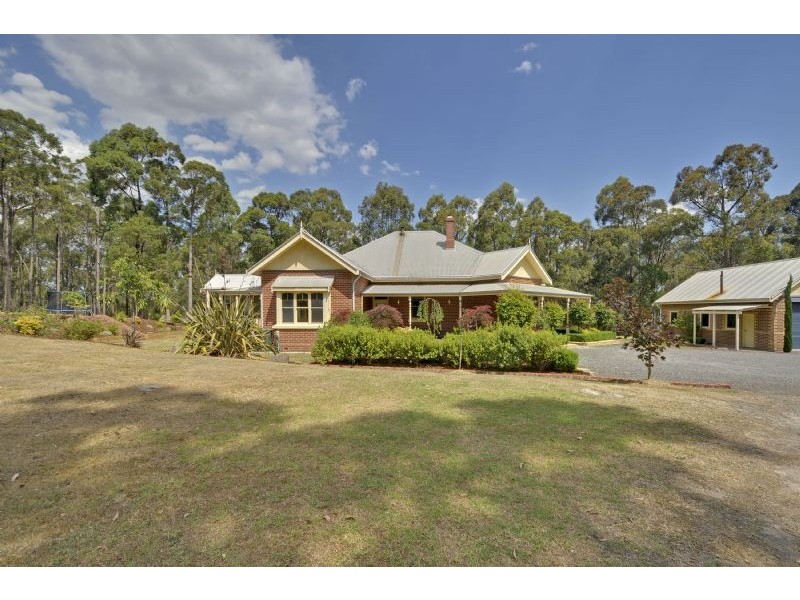 60 Tandara Drive, Glengarry VIC 3854