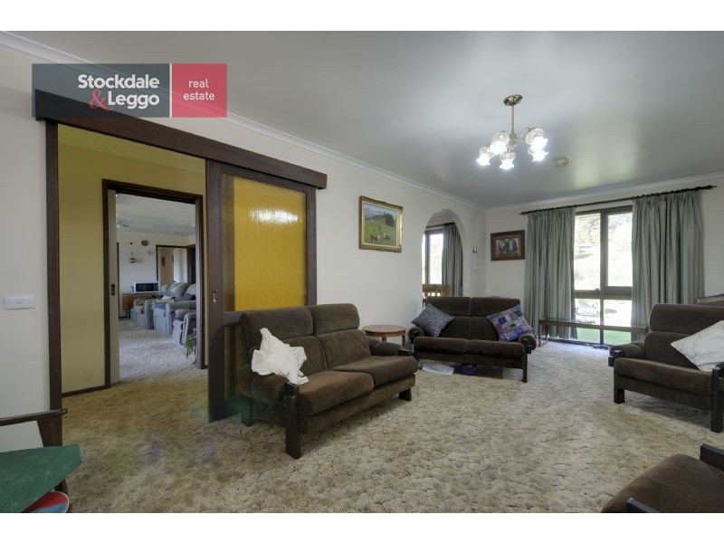 725 Redhill Road, Callignee VIC 3844