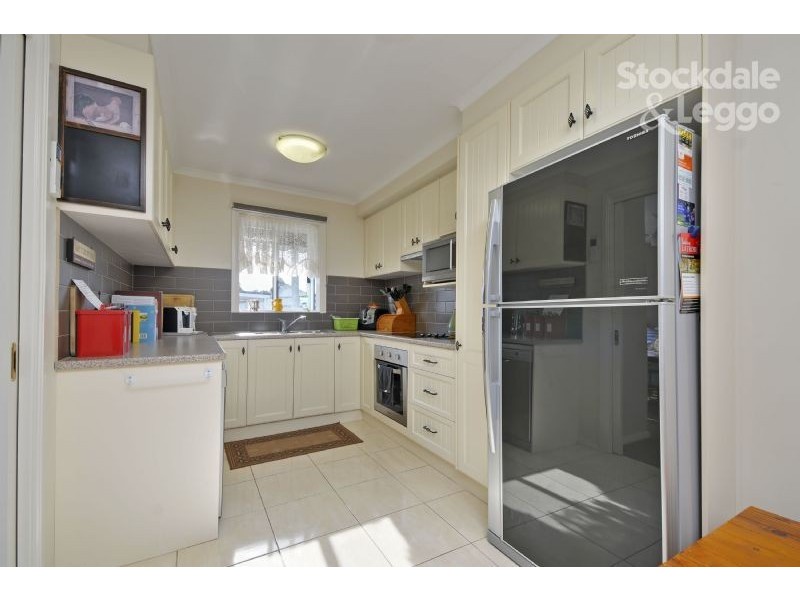 28 Greenacres 5353 Princes Highway, Traralgon VIC 3844