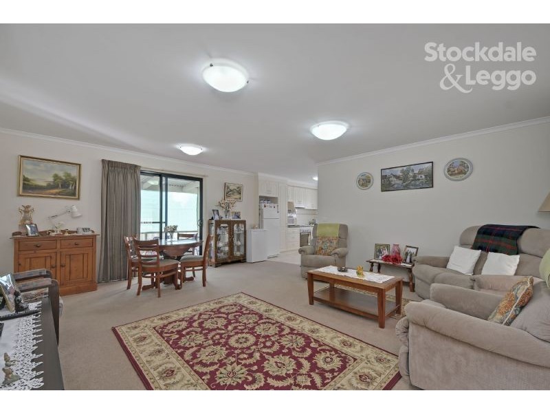 22 Greenacres 5353 Princes Highway, Traralgon VIC 3844