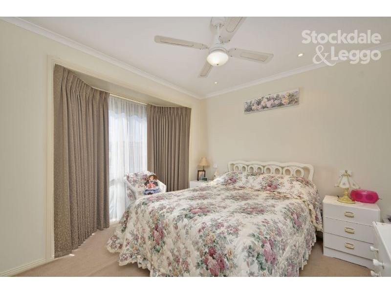 22 Greenacres 5353 Princes Highway, Traralgon VIC 3844