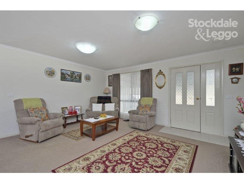 22 Greenacres 5353 Princes Highway, Traralgon VIC 3844