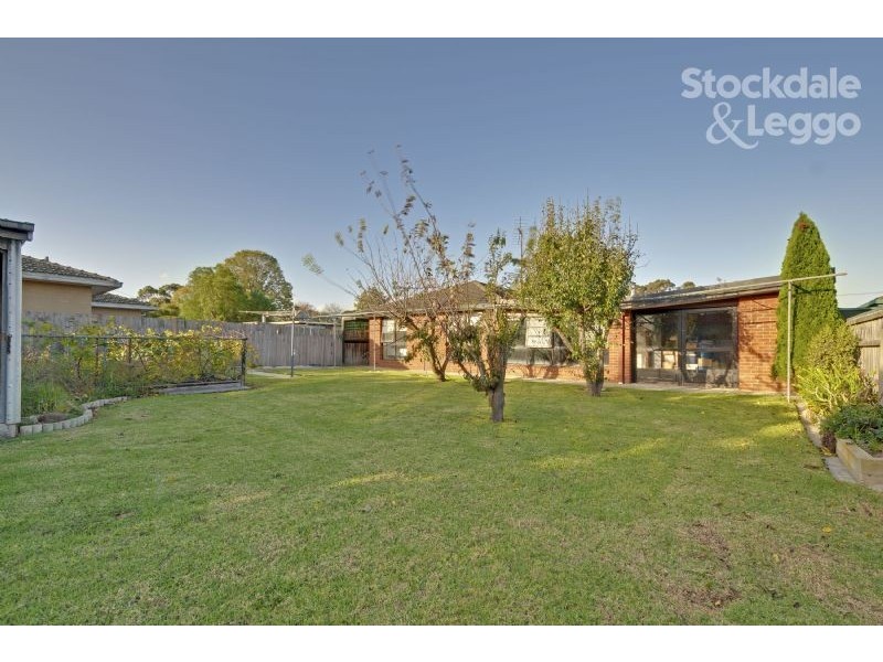 18 Hood Street, Rosedale VIC 3847